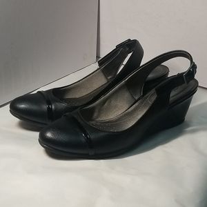 Women's Life Stride Jean Patent Leather Wedge Pump